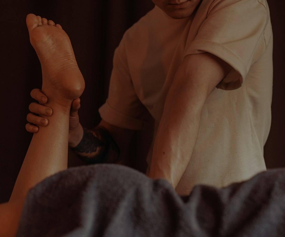 Massage vs Physiotherapy: Which One Do You Actually Need?
